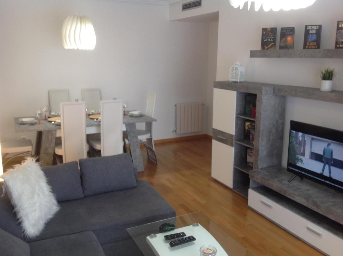 Nice Stay Madrid Buitenkant foto